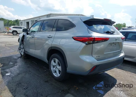 2021 Toyota Highlander L z USA, uszkodzony, nr VIN 5TDCZRAH0MS530113